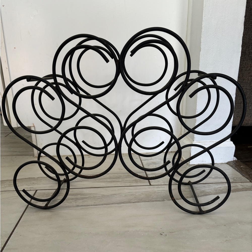 Black Metal Scroll Wine Rack